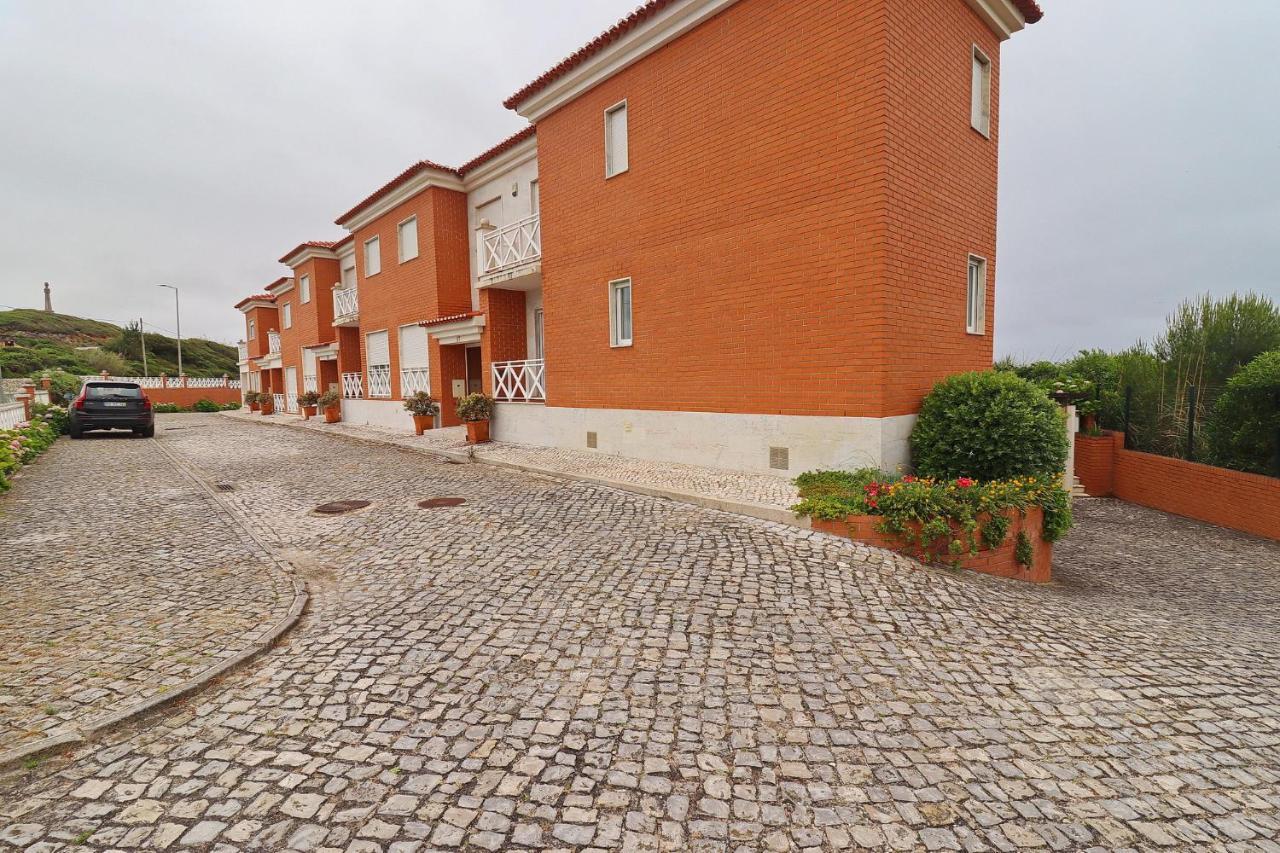 Apartamento Vista Premium Sto Antonio Sao Martinho do Porto Exterior photo